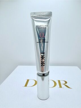 Dior Capture Totale Retishot Retinol Skin Quality Renewer 0.67oz/20ml NEW
